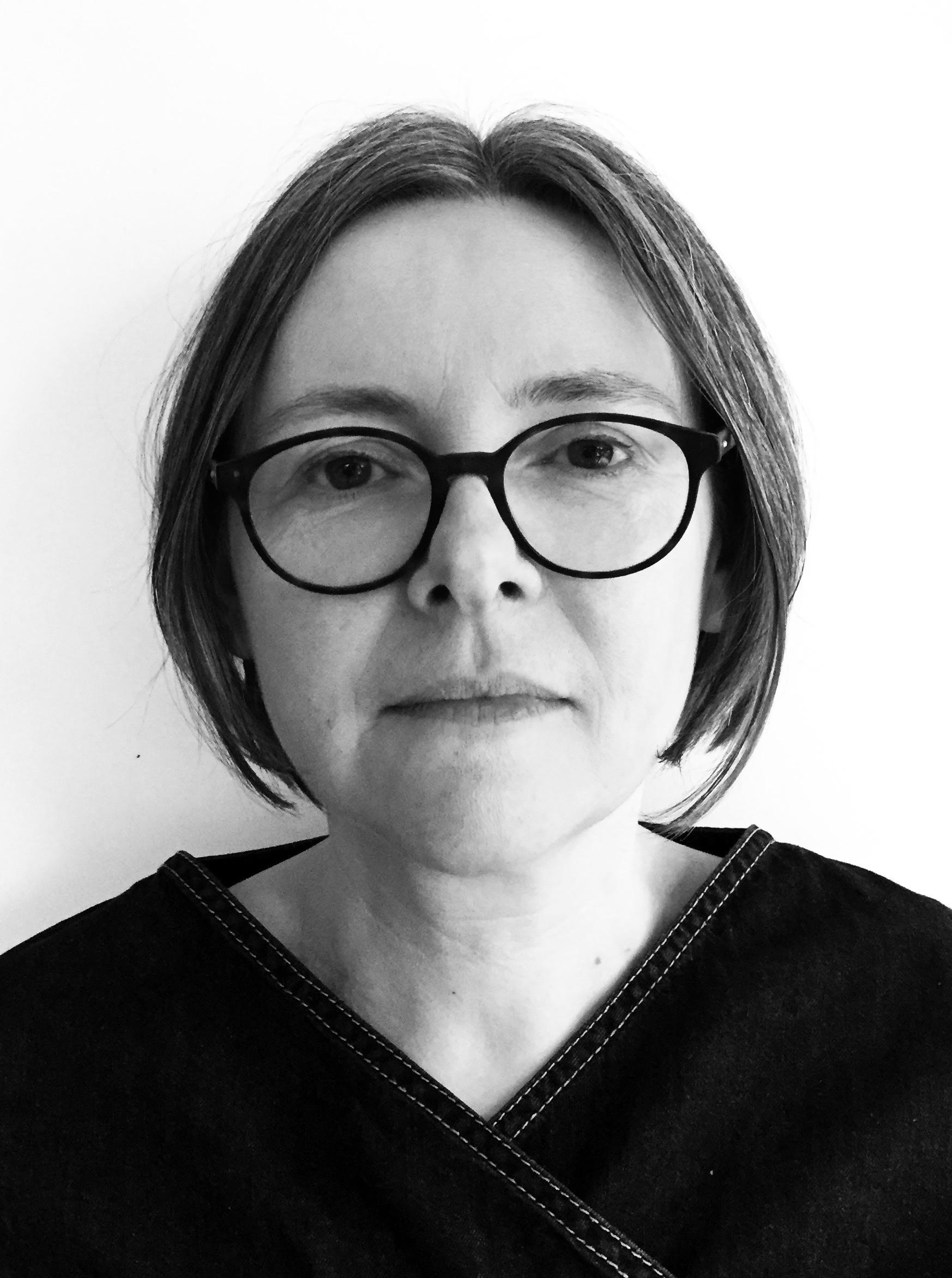 Melanie Walsh Headshot